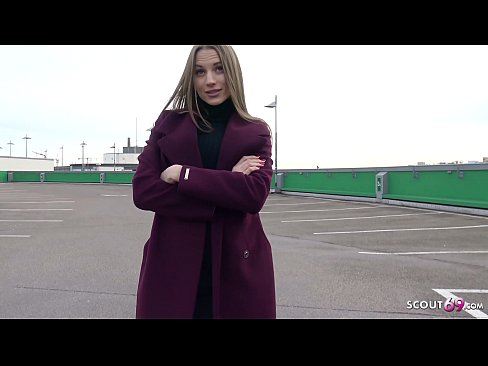 ❤️ DUITSE SCOUT IS EEN DROOM DIE STEELE AANRAAKT, PARKEERPLAATS VERKLIKKER EN SEXY VOOR GELD ❤️ Super sex at porn nl.passionateembracespotlight.ru ❌
