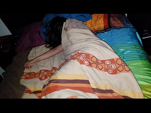 ❤️ Stiefzoon die zijn jonge stiefmoeder berispt terwijl ze slaapt. ❤️ Super sex at porn nl.passionateembracespotlight.ru ❌